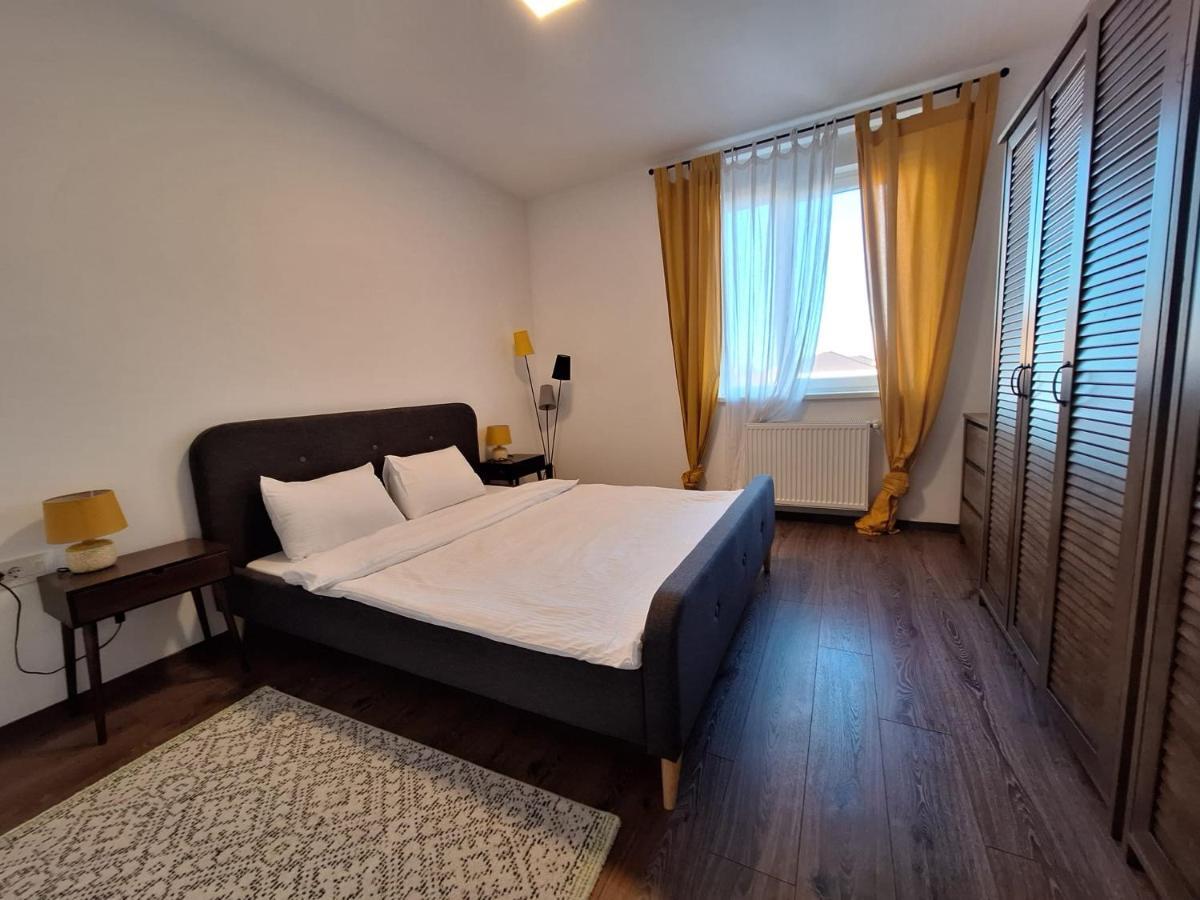 Mirvana Apartments Metheor Executive Suite Timişoara Extérieur photo