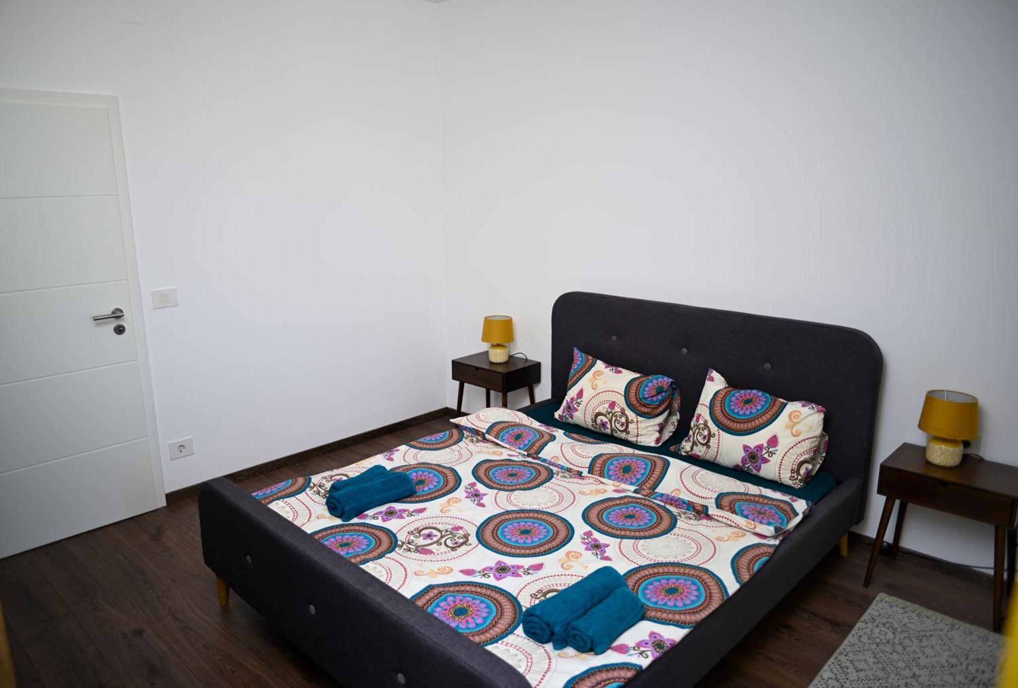 Mirvana Apartments Metheor Executive Suite Timişoara Extérieur photo